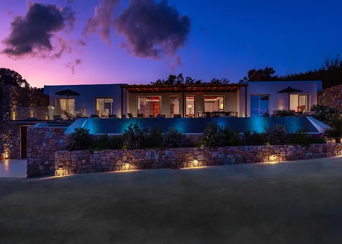 Elit Psarou * Psarou (Mykonos)