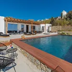 Villa Elit Psarou Heated Pool Jacuzzi Pszarú