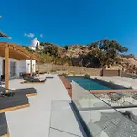 Elit Psarou Heated Pool Jacuzzi Villa *