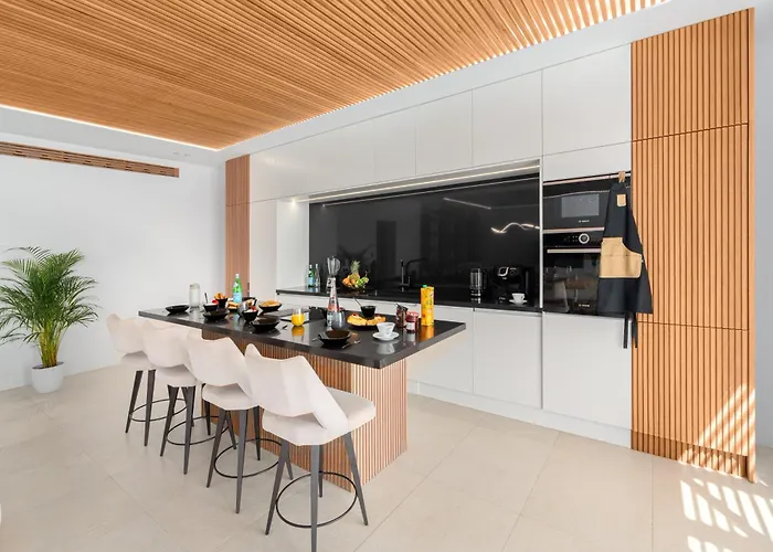 Villa Elit Psarou Heated Pool Jacuzzi *