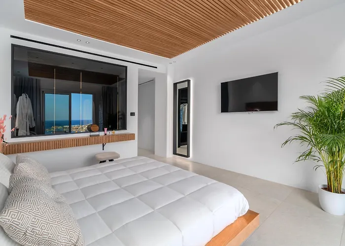 Elit Psarou * Psarrou