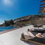 فيلة Elit Psarou Heated Pool Jacuzzi