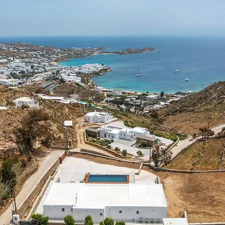 Elit Psarou * Psarou (Mykonos)