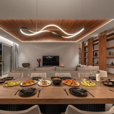 Elit Psarou * Psarrou