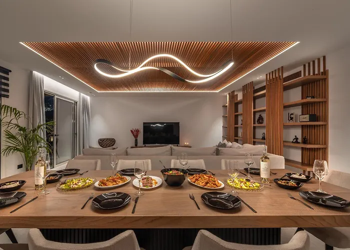 Elit Psarou * Psarou (Mykonos)